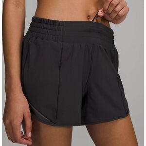 Lululemon Hotty Hot Lined Short
